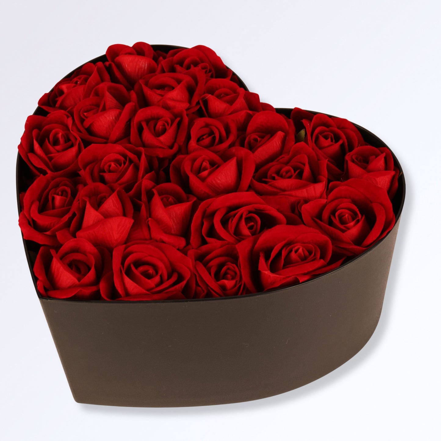 Boîte Coeur Remplie de Roses Éternelles 24 roses rouges