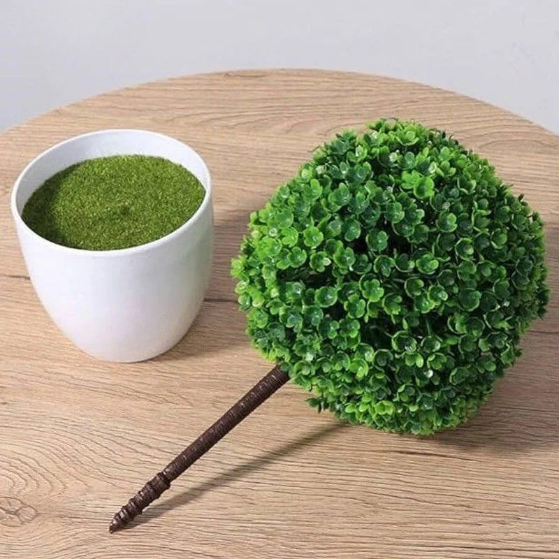 Boule de Buis sur Tige Artificielle avec Pot