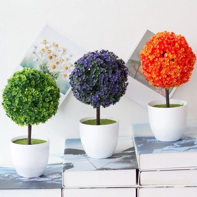 Boule de Buis sur Tige Artificielle avec Pot