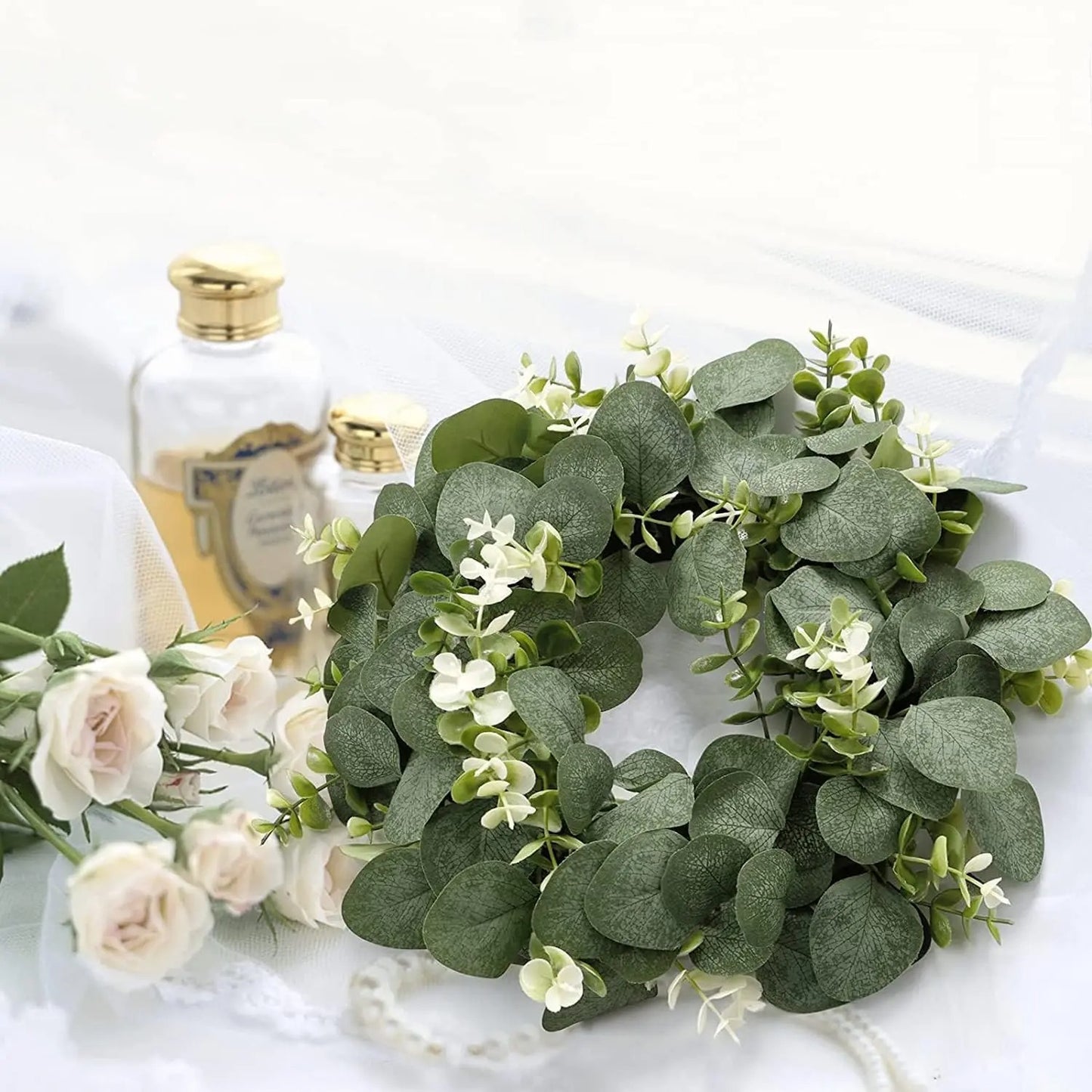 Couronne Murale en Gypsophile et Feuilles d'Eucalyptus