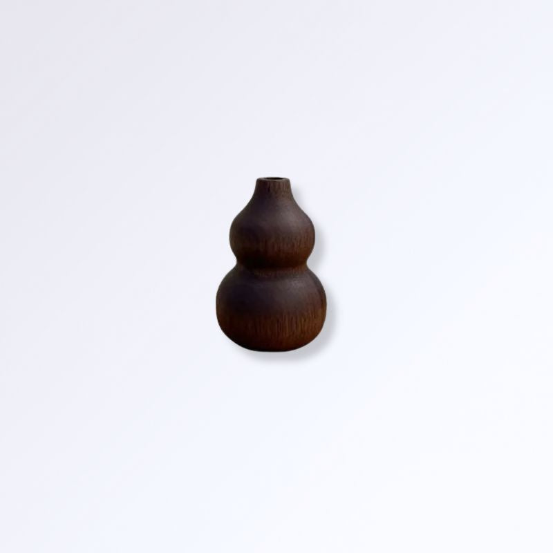 Petit Vase pour une Fleur en Bois Noyer Gourde