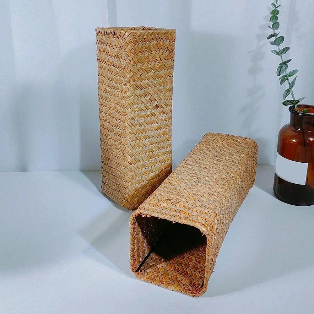 Vase en Rotin Tressé