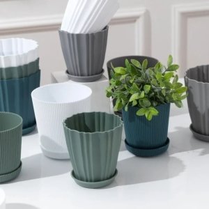 Pot De Fleur à Motifs Ondulés