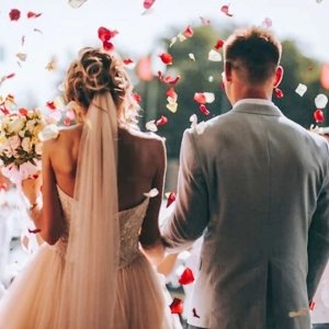 Décoration de fleurs pour une table de mariage : guide complet pour un mariage inoubliable Pétales De Rose Artificielles